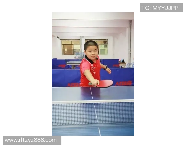 乒乓球装备选购指南：舒适耐用的球袜推荐与选购技巧分享